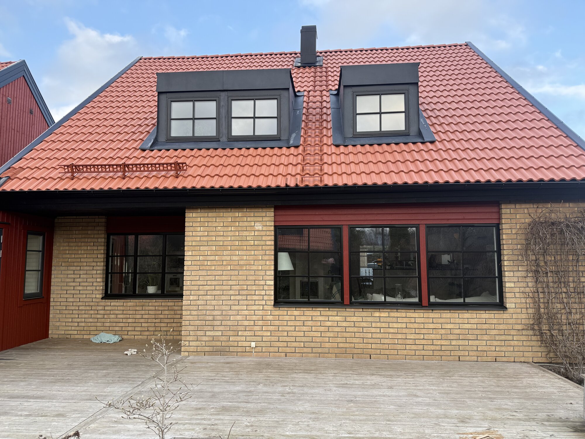 Byte av takpannor och fönster – bild 4